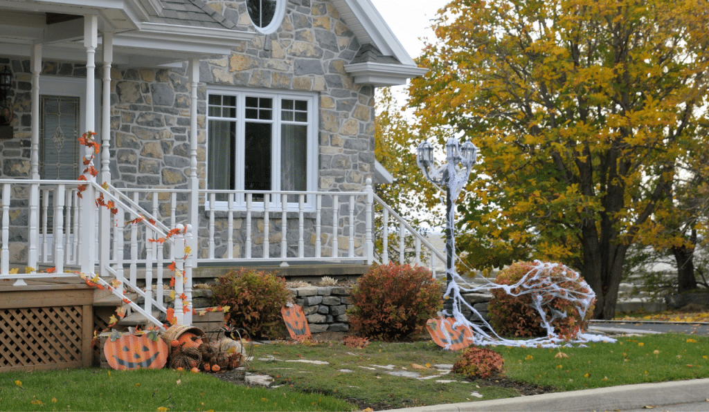 Decorating The Front Of Your Home For Halloween On A Budget